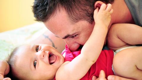 Comment les pères influencent-ils leurs enfants?